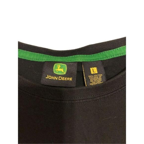 John Deere Long Sleeve T-shirt Size Large (L) - Picture 2 of 4